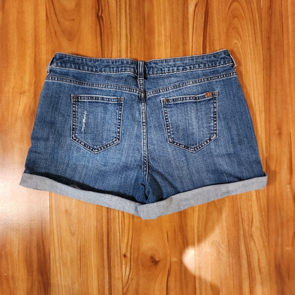Jennifer Lopez Boyfriend Shorts